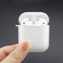 AirPods case clear